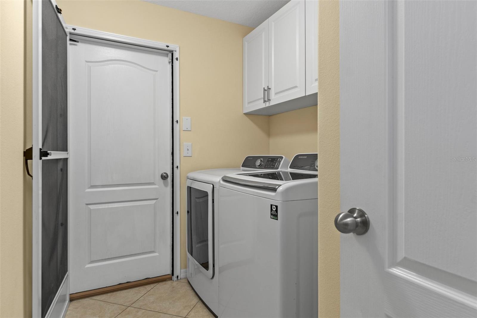 BRIAR OAKS VILLAGE 01 - Residential