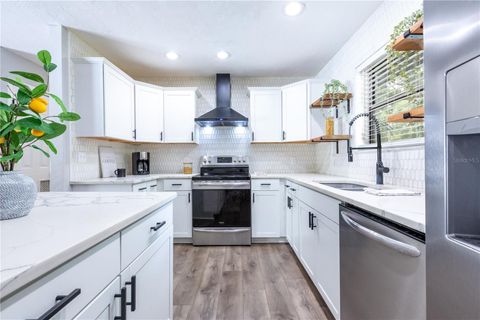 Photo of 821 Parkwood Place, Starke, FL 32091 (MLS # GC531882) Photo of 821 Parkwood Place, Starke, FL 32091 (MLS # GC531882)