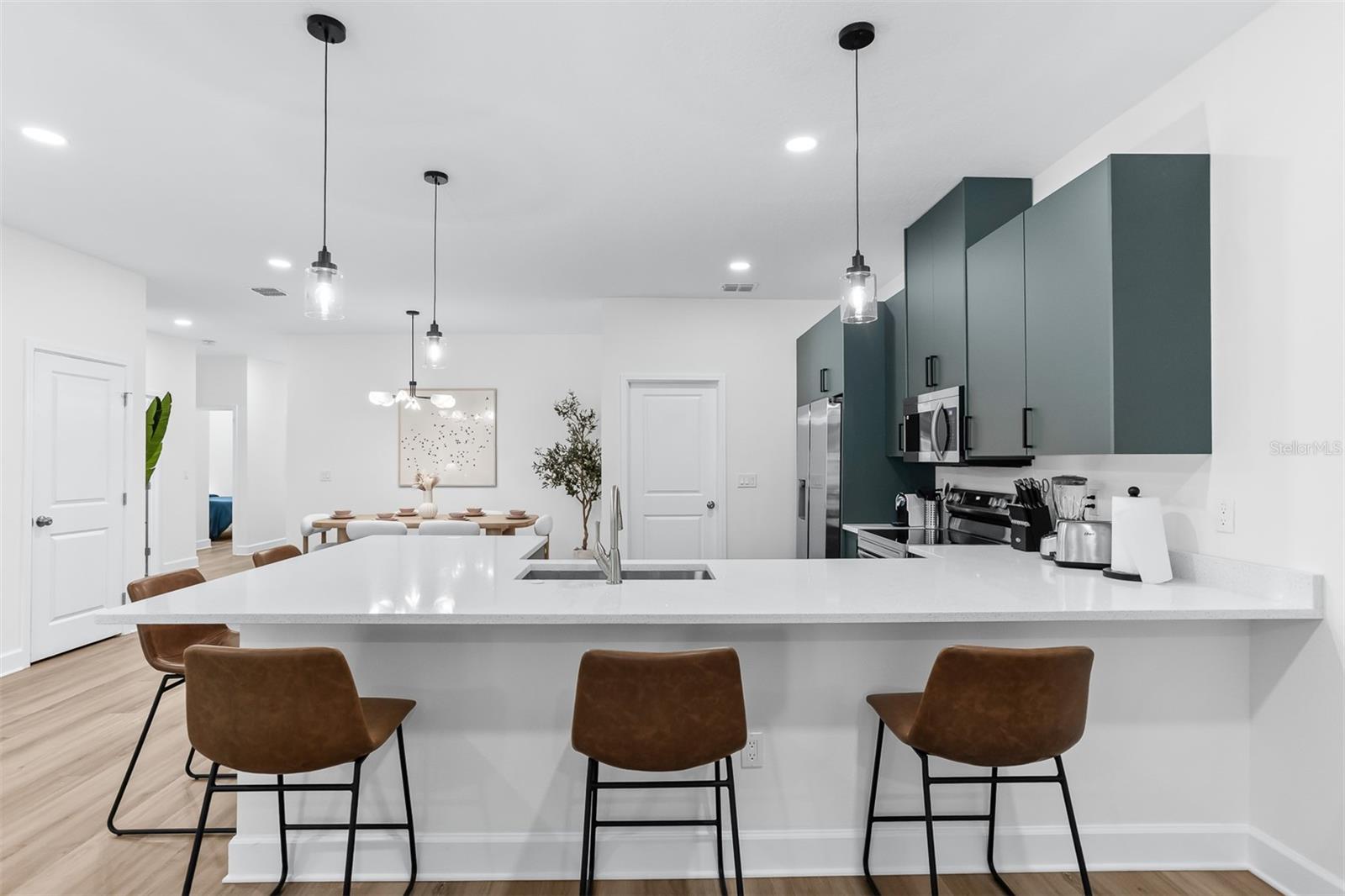 MANGO - Residential Income