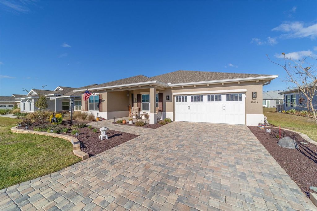 Photo of 10605 SW 98th Lane, Ocala, FL 34481 (MLS # OM716467)