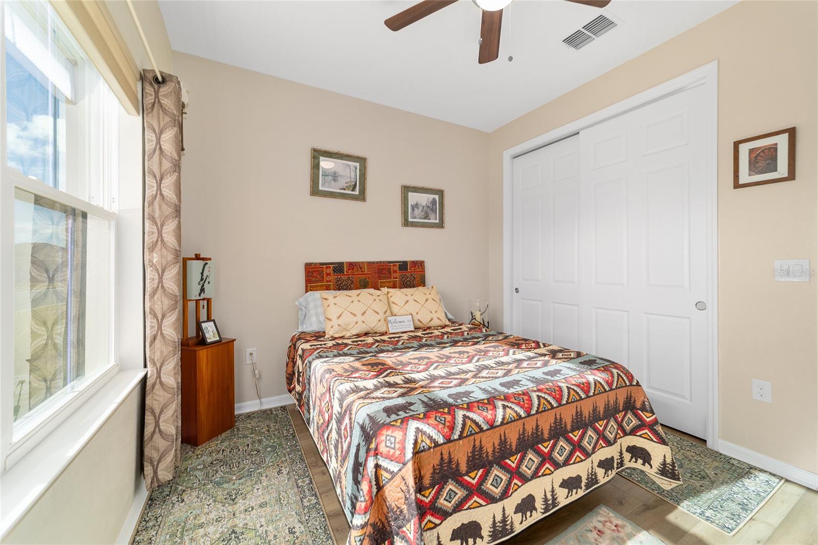 ON TOP OF THE WORLD - Residential