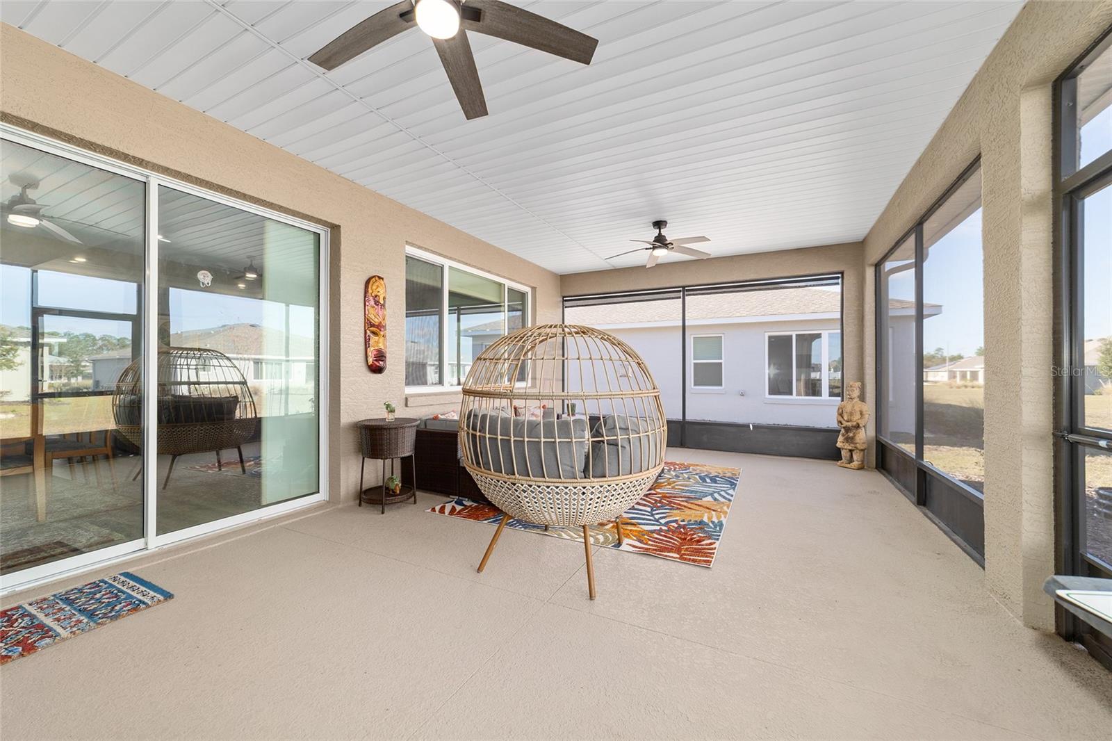 ON TOP OF THE WORLD - Residential