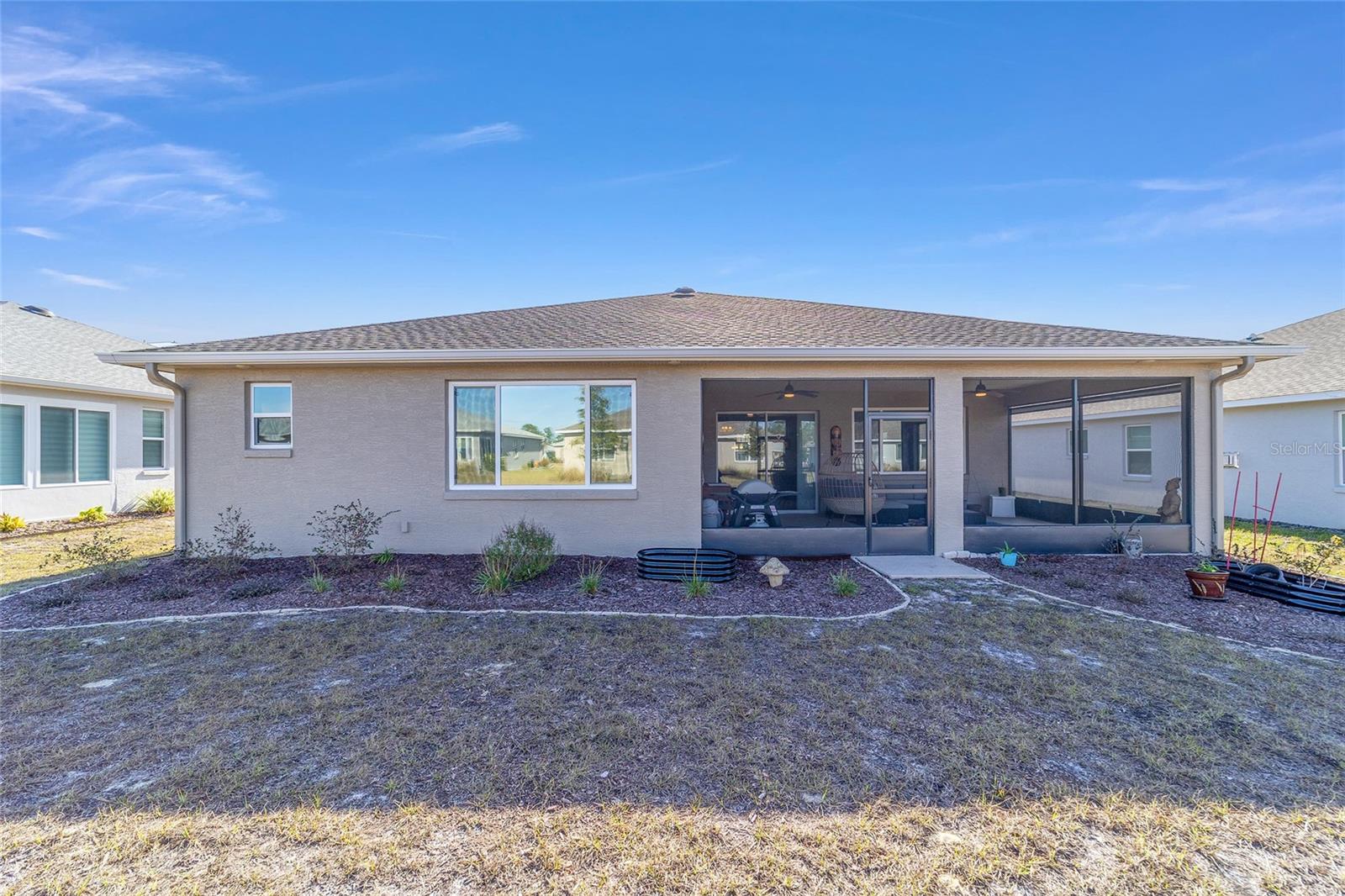 ON TOP OF THE WORLD - Residential