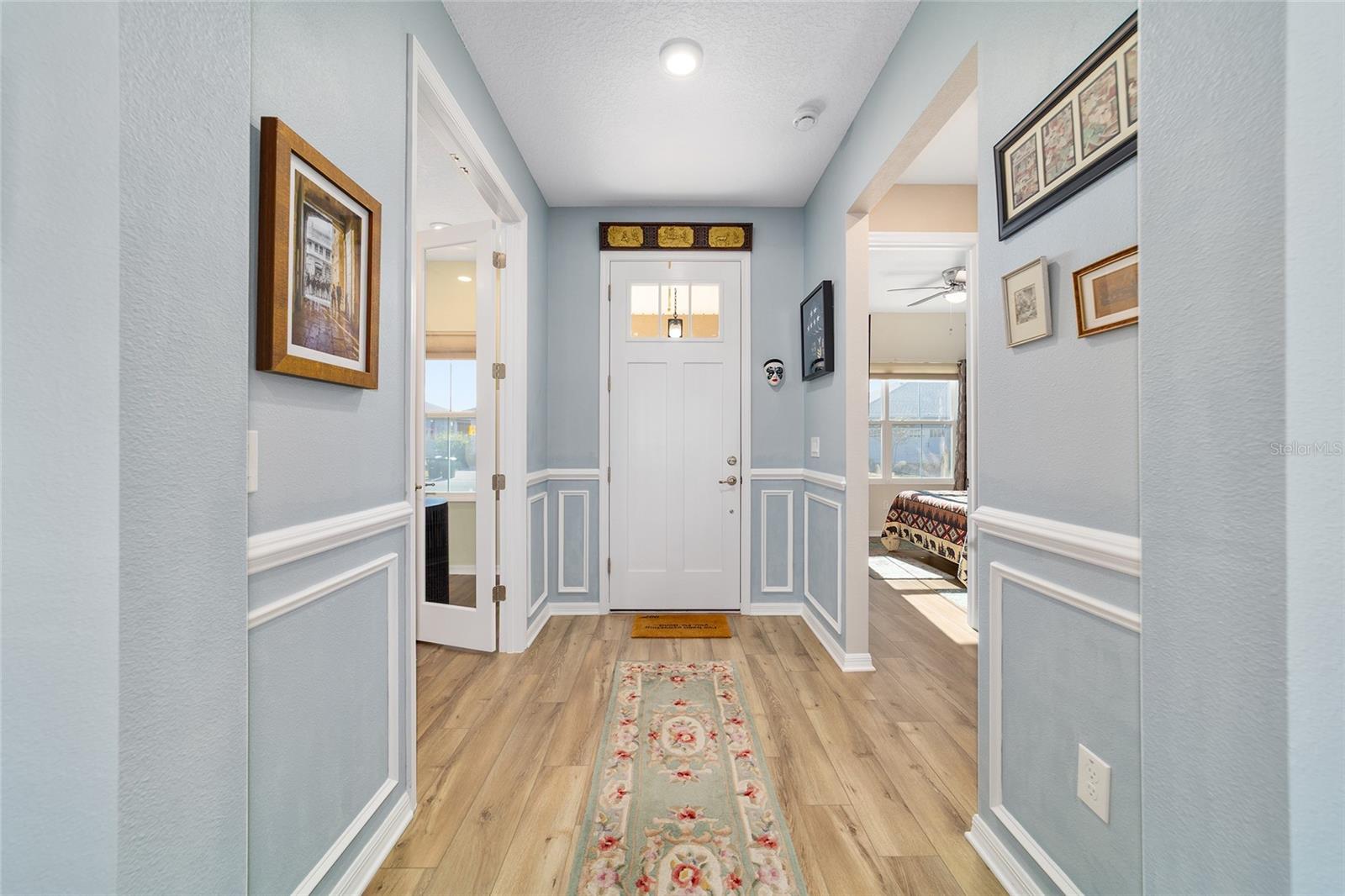 ON TOP OF THE WORLD - Residential