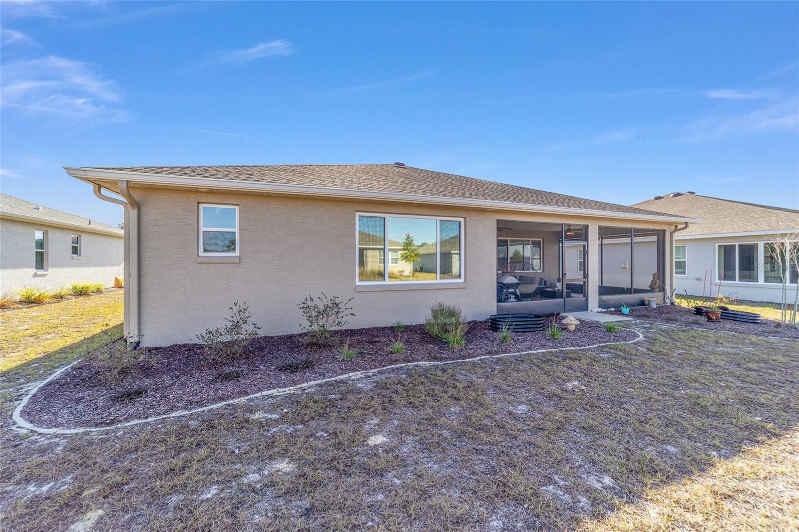 ON TOP OF THE WORLD - Residential