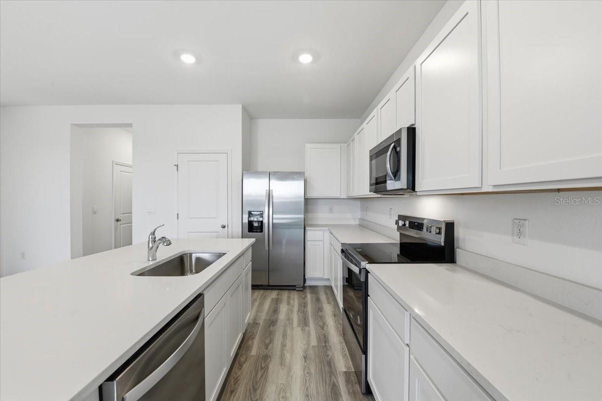 MEADOW RIDGE AT EPPERSON - Residential Lease