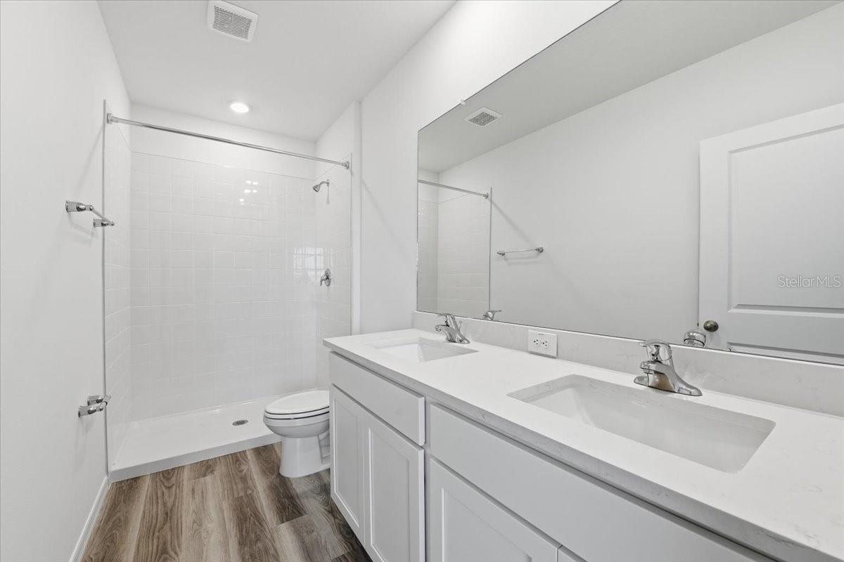 MEADOW RIDGE AT EPPERSON - Residential Lease