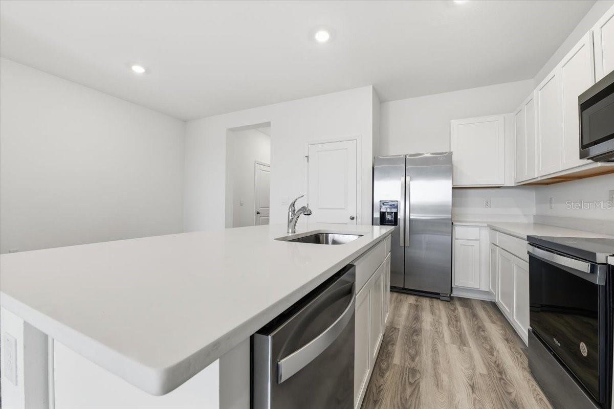 MEADOW RIDGE AT EPPERSON - Residential Lease