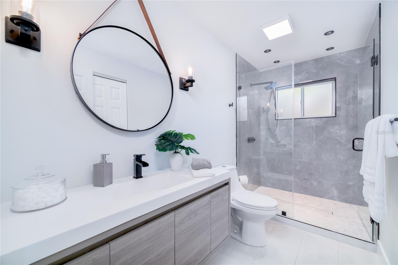 BROADWATER UNIT 2 - Residential