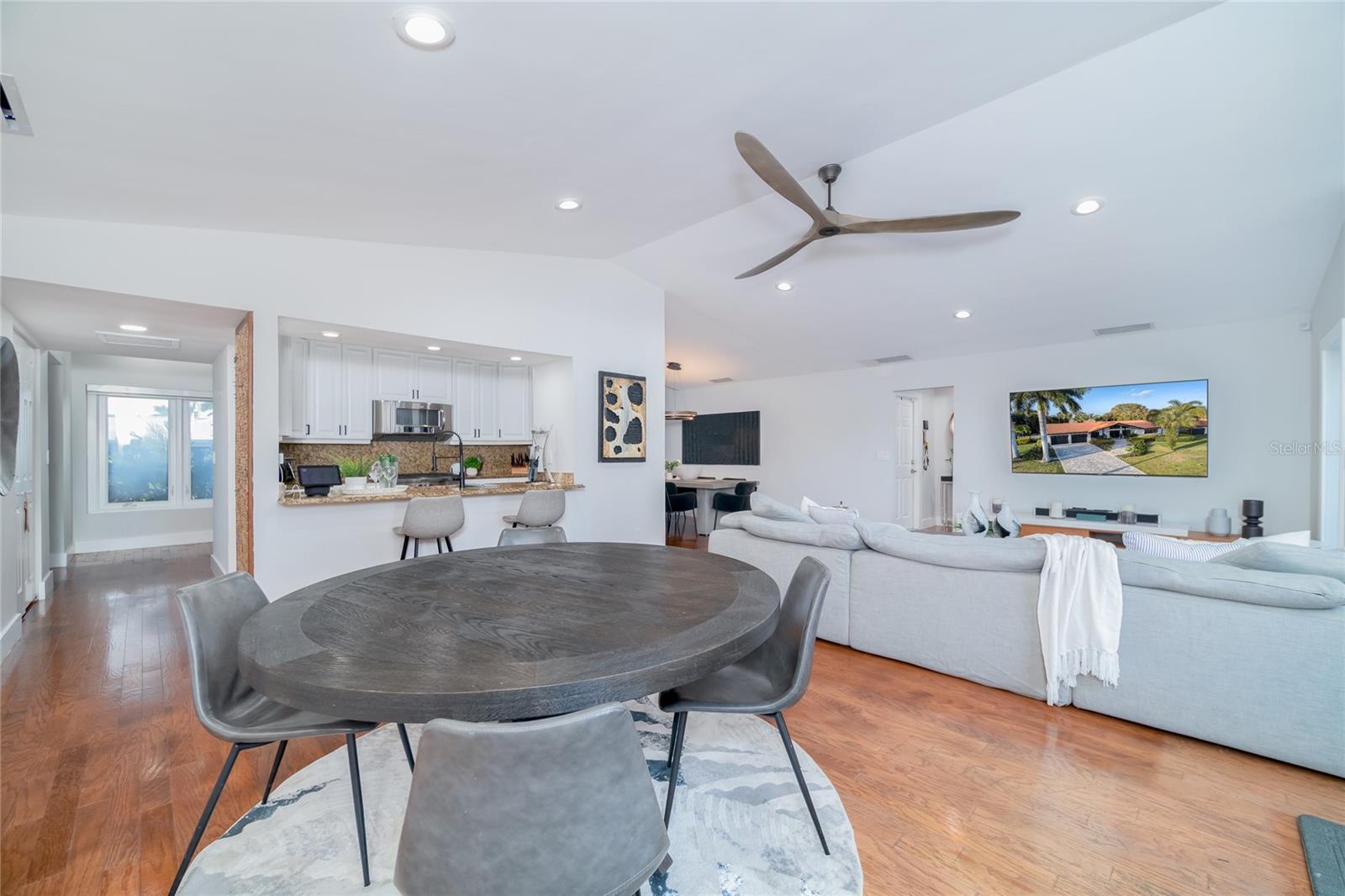 BROADWATER UNIT 2 - Residential