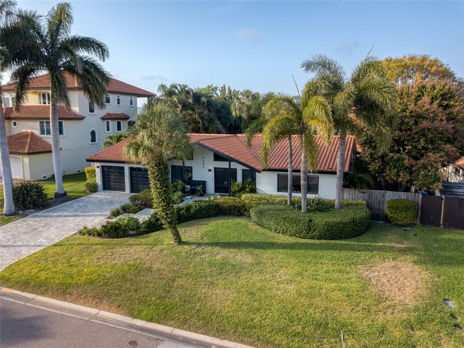 BROADWATER UNIT 2 - Residential