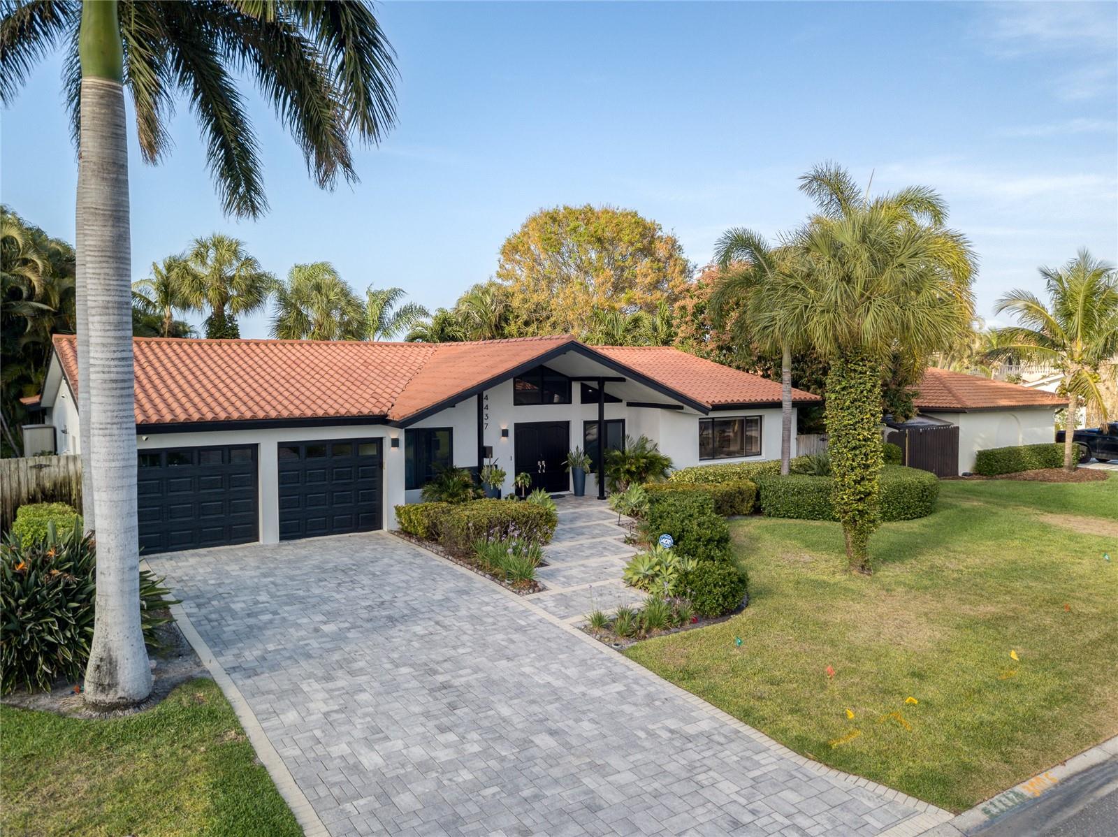 BROADWATER UNIT 2 - Residential