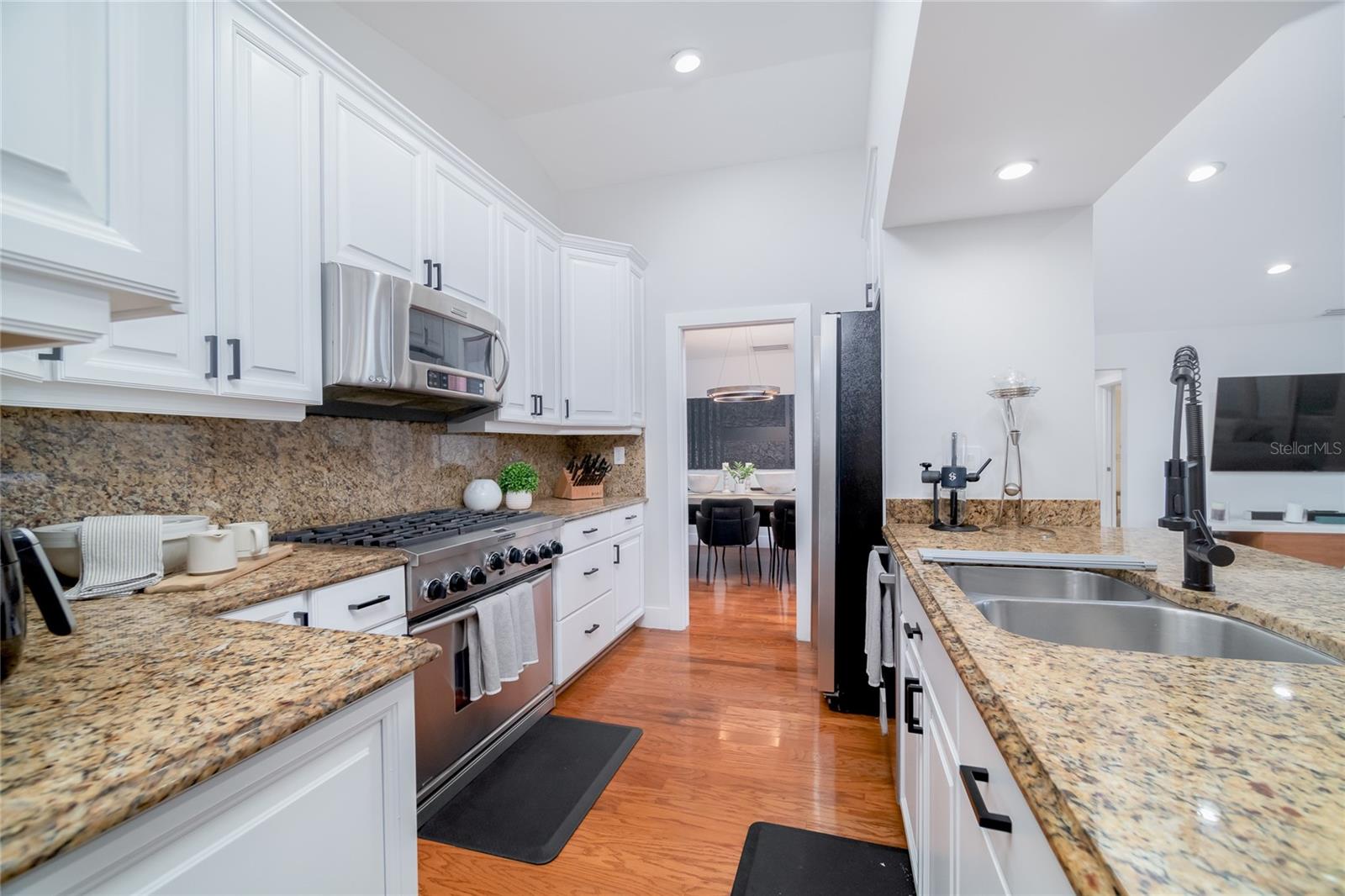 BROADWATER UNIT 2 - Residential