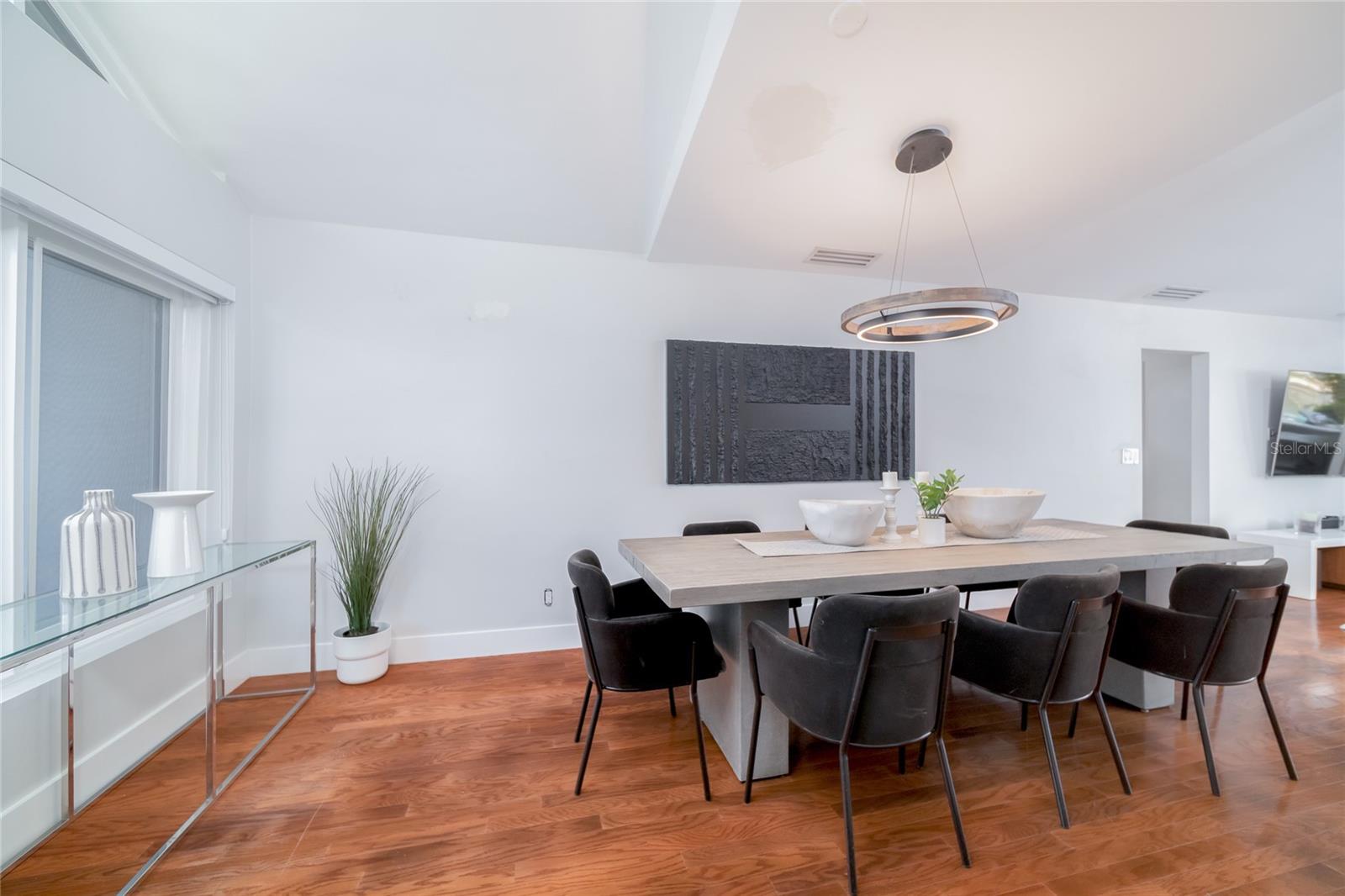 BROADWATER UNIT 2 - Residential