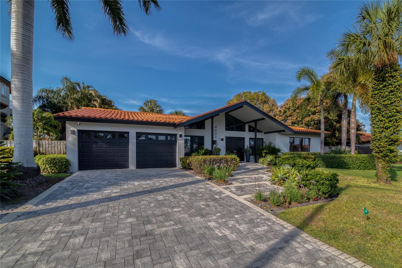 BROADWATER UNIT 2 - Residential