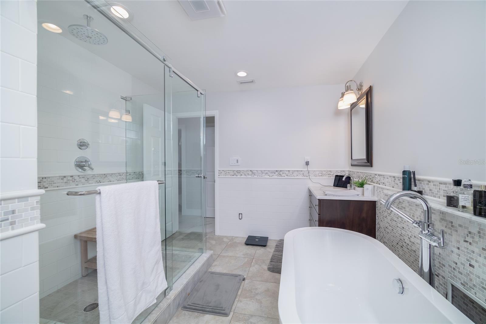 BROADWATER UNIT 2 - Residential