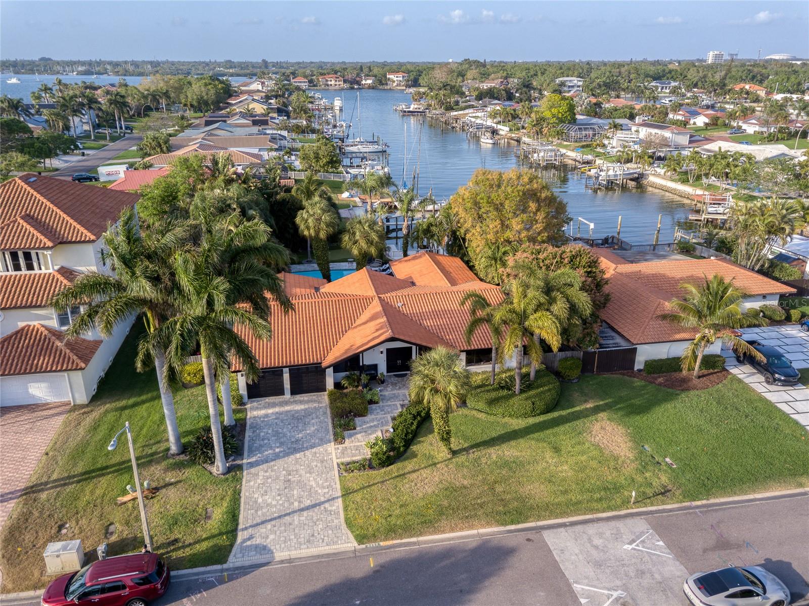 BROADWATER UNIT 2 - Residential