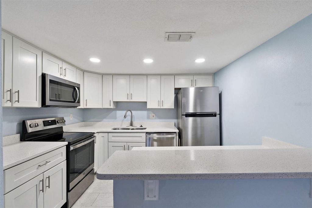 Photo of 429 Sheoah Boulevard #12, Winter Springs, FL 32708 (MLS # O6386330)