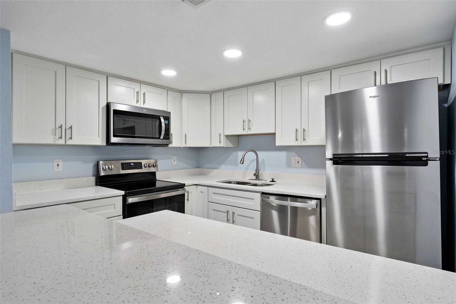 429 SHEOAH BOULEVARD 12