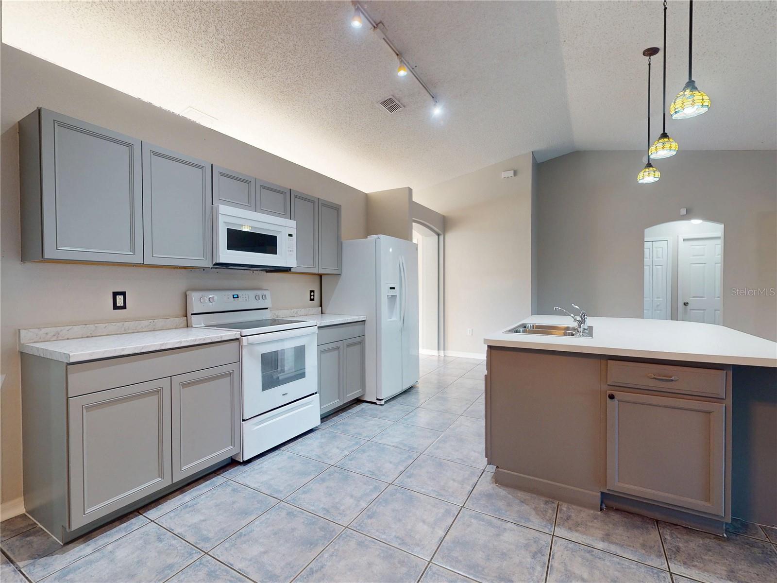 DELTONA LAKES UNIT 07 - Residential