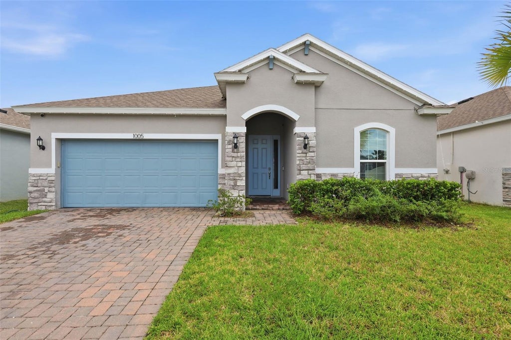 Photo of 1005 Chelan Falls Drive, Deland, FL 32724 (MLS # O6436283)