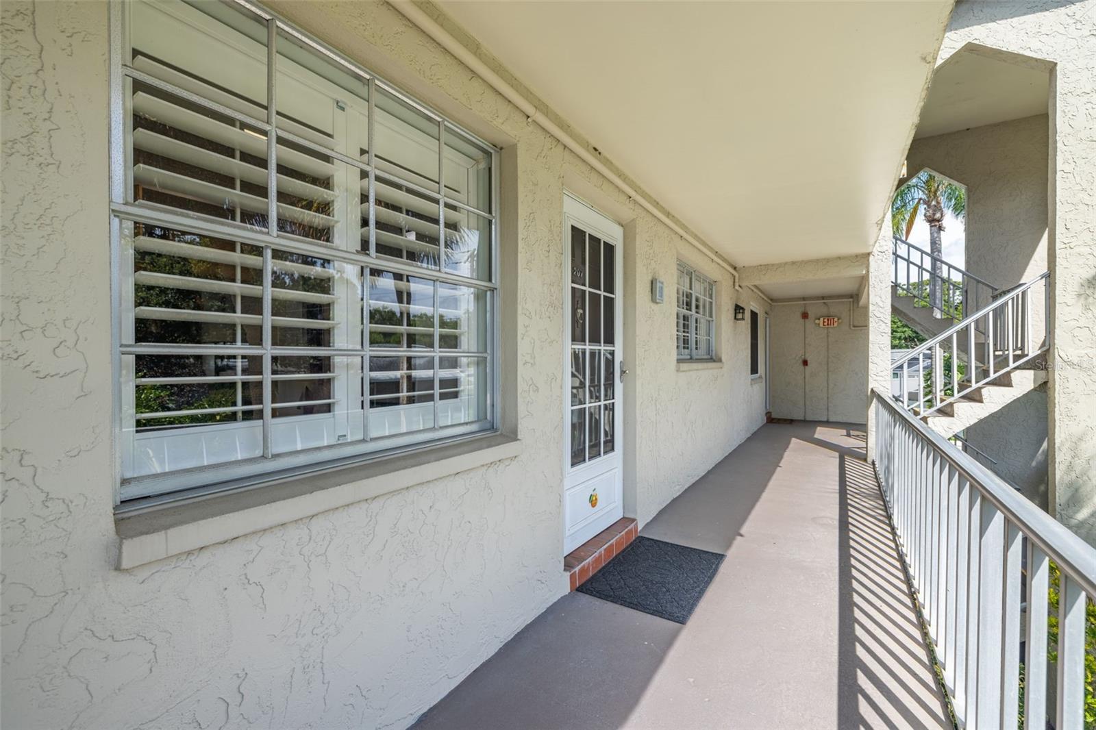 946 VIRGINIA STREET 207