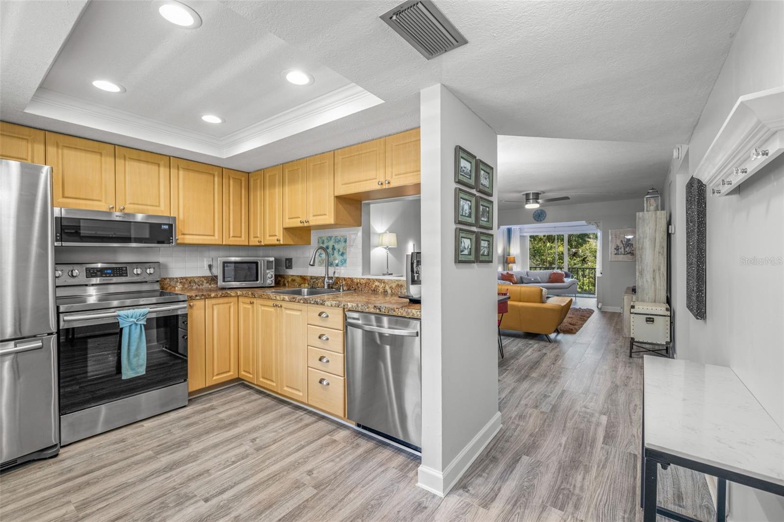 HEATHER LAKE APTS CONDO - Residential