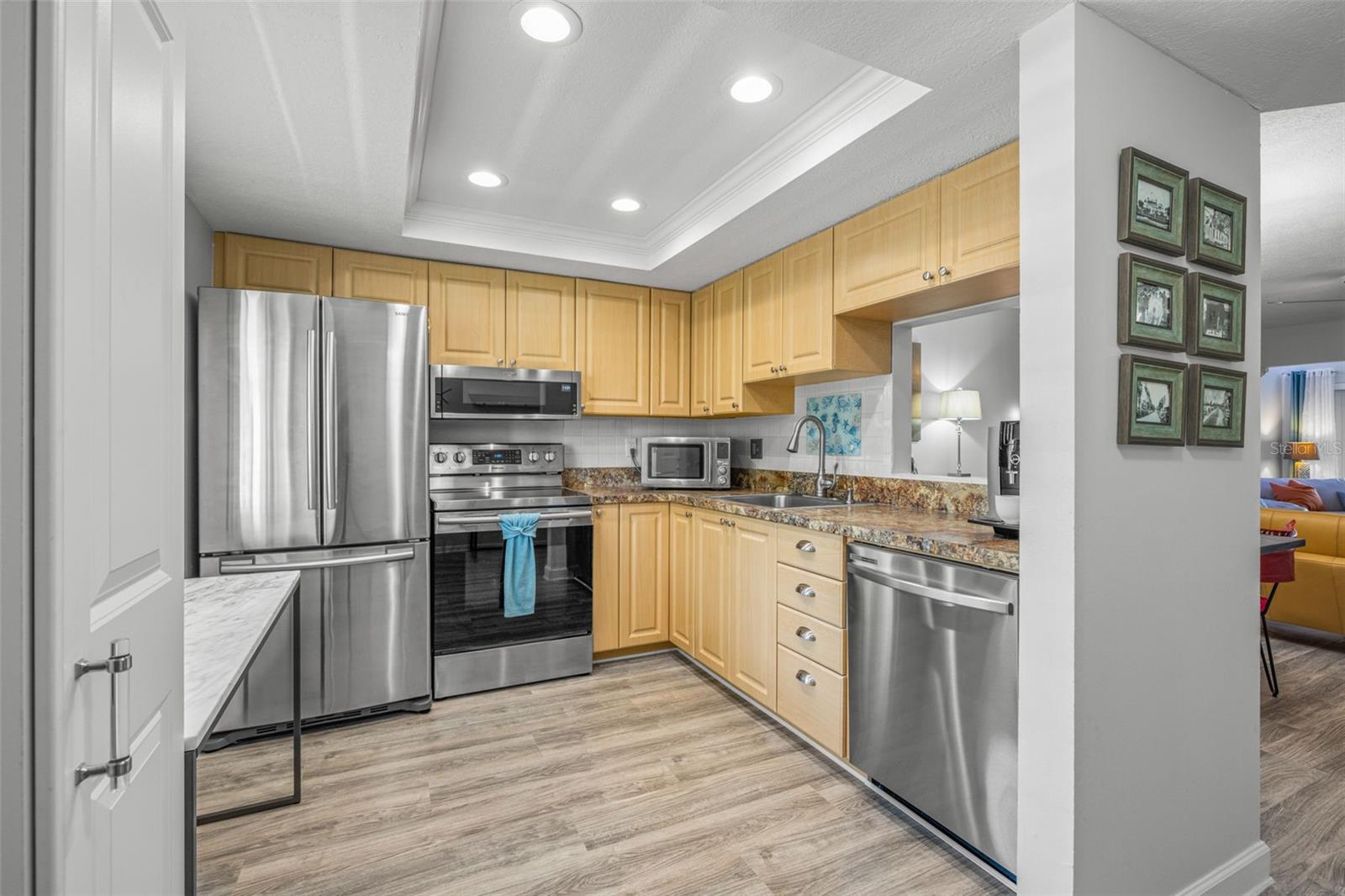 HEATHER LAKE APTS CONDO - Residential