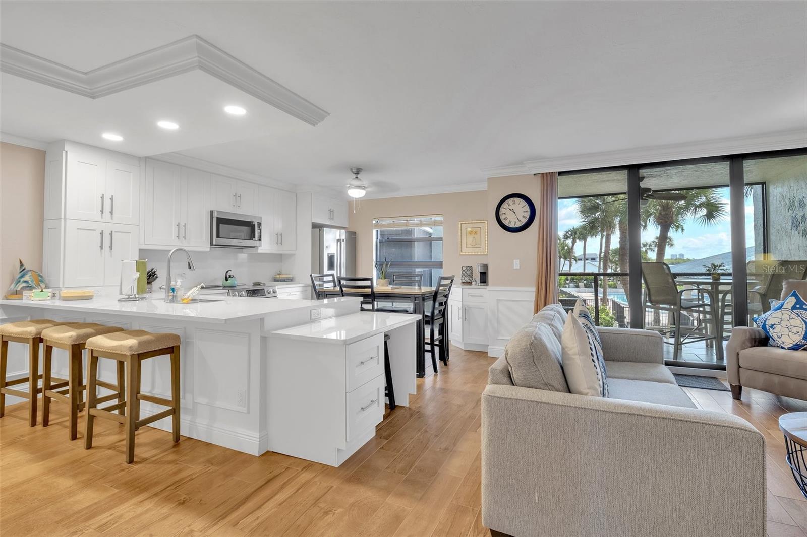 1085 BALD EAGLE DRIVE E210