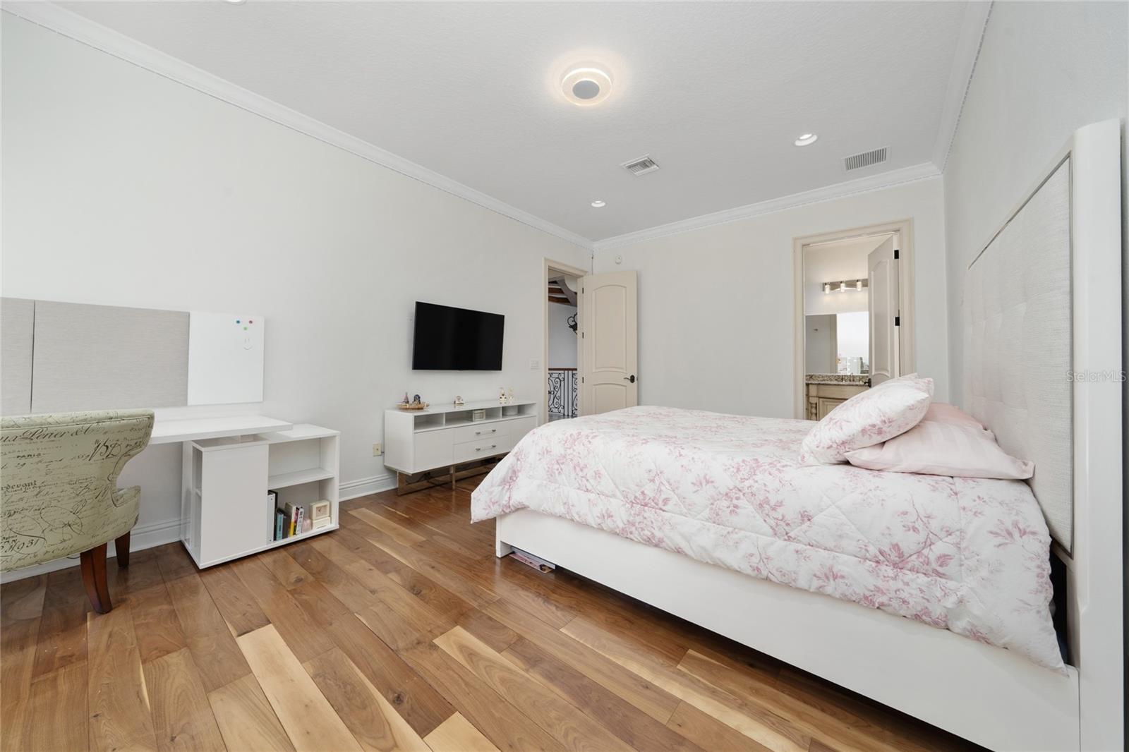 KEENES POINTE 46/104 - Residential