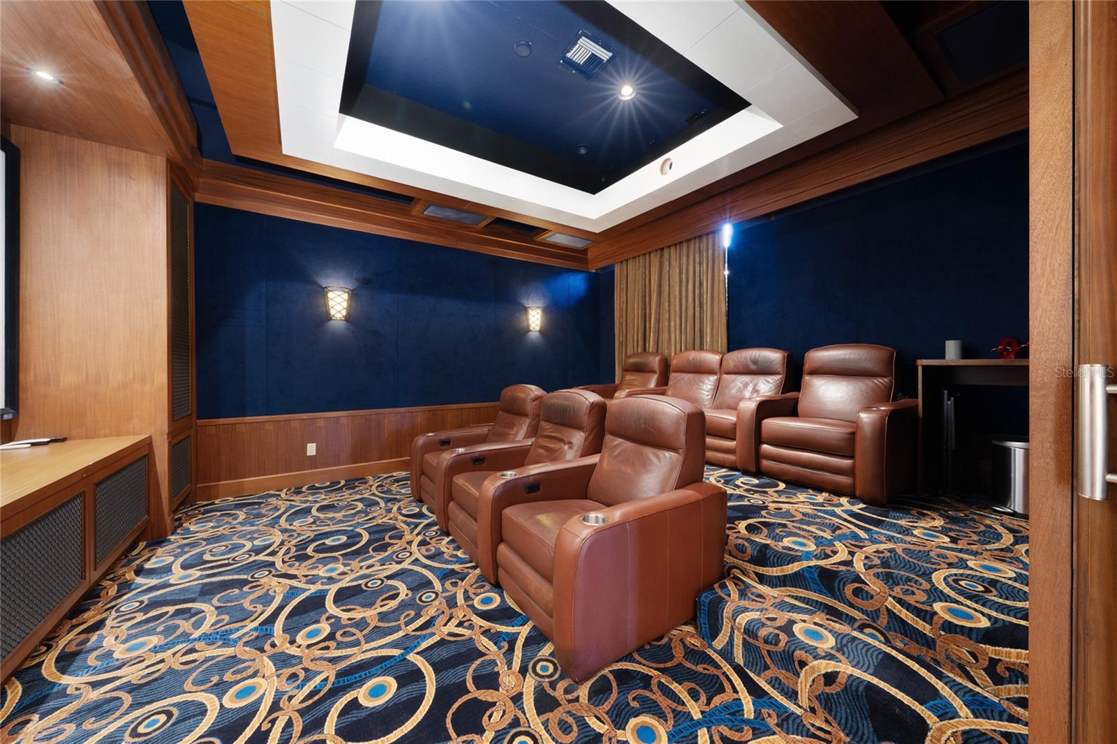 KEENES POINTE 46/104 - Residential