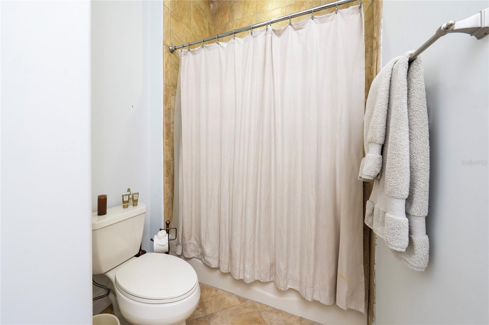 KEENES POINTE 46/104 - Residential