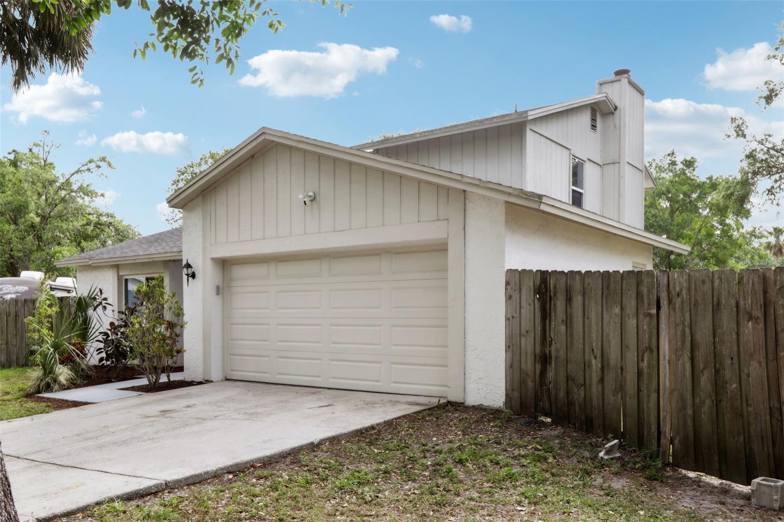 3802 CLOVERHILL COURT