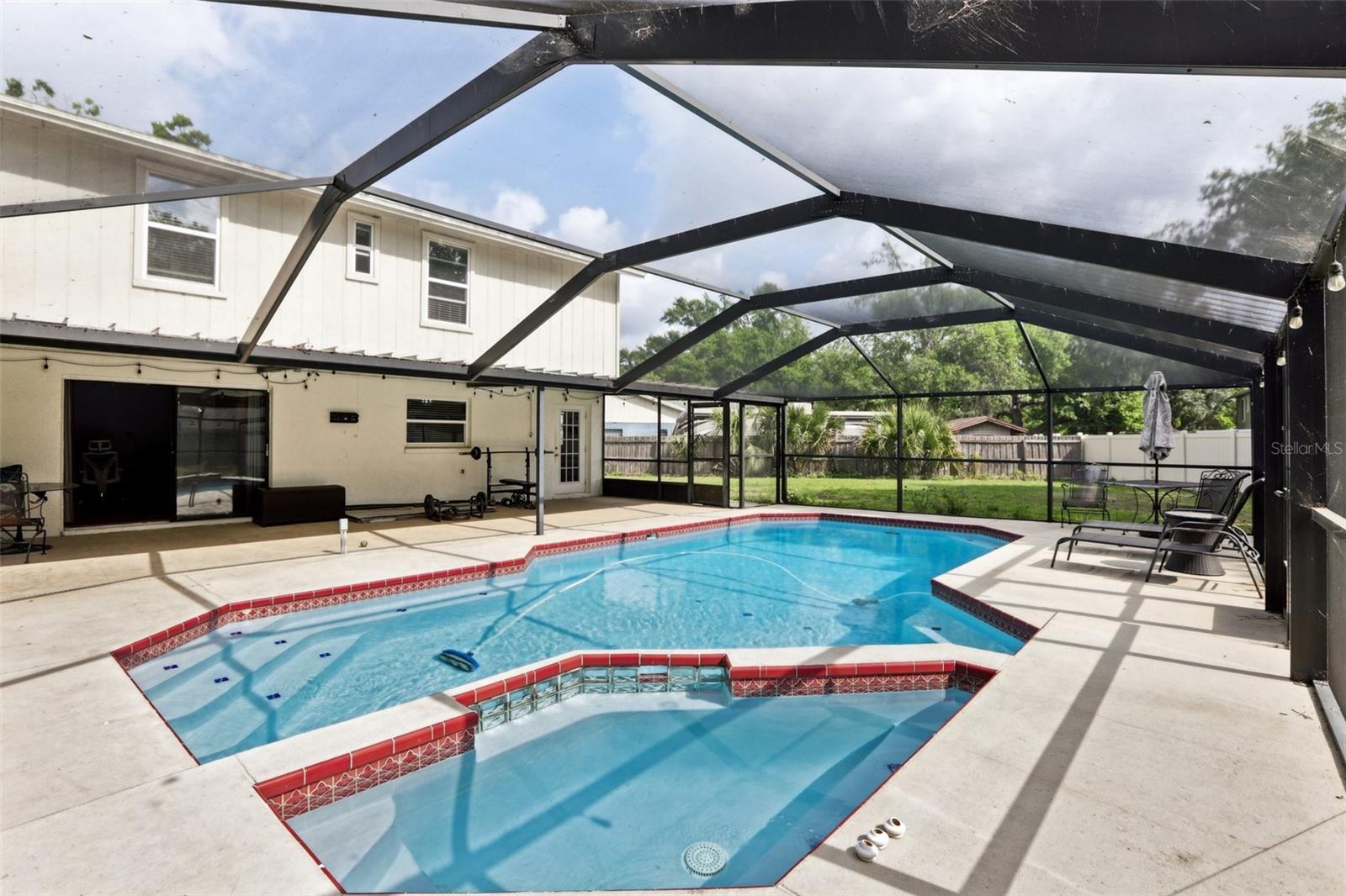 3802 CLOVERHILL COURT