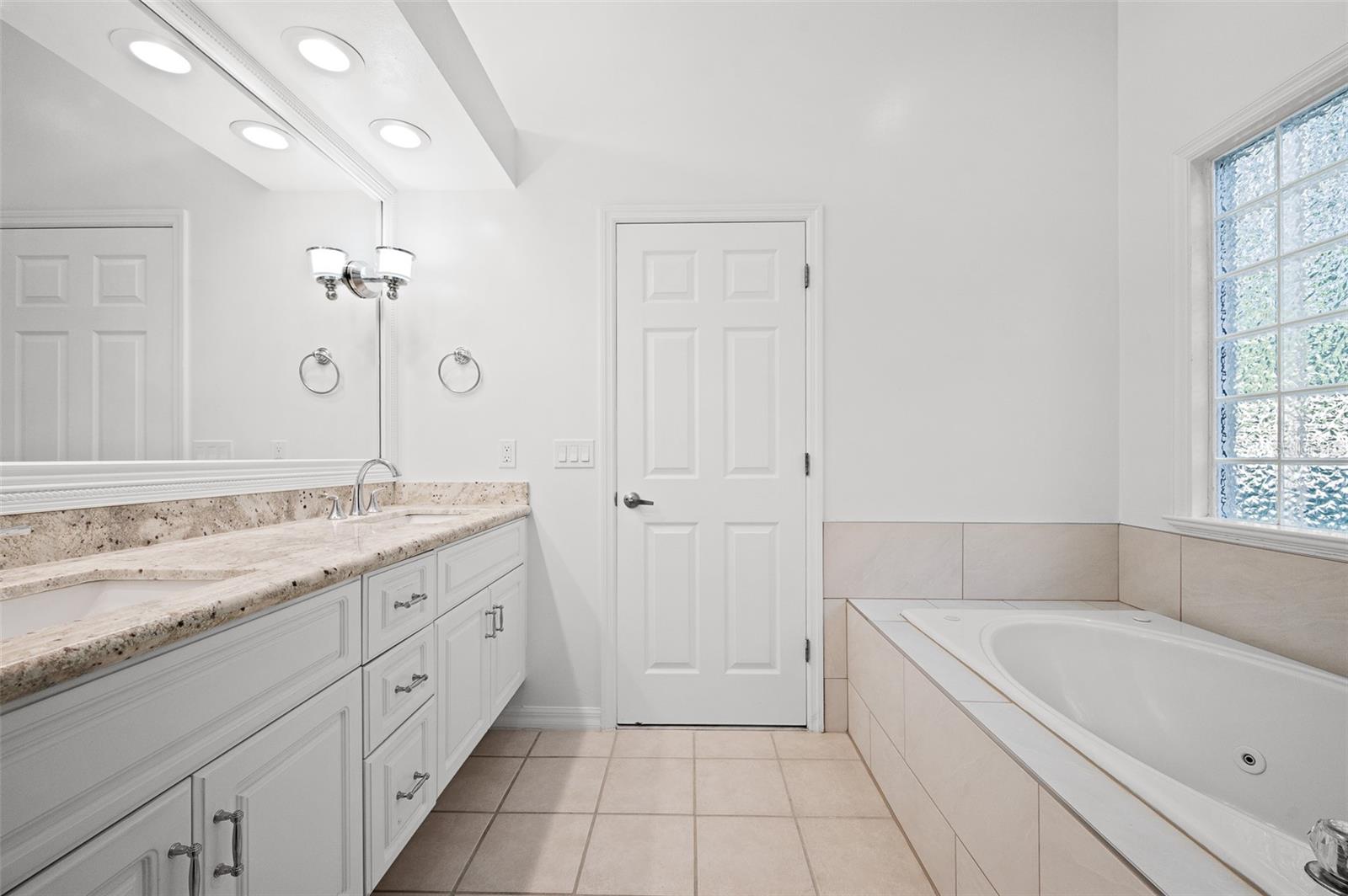 HAILE PLANTATION UNIT 33 PH II - Residential