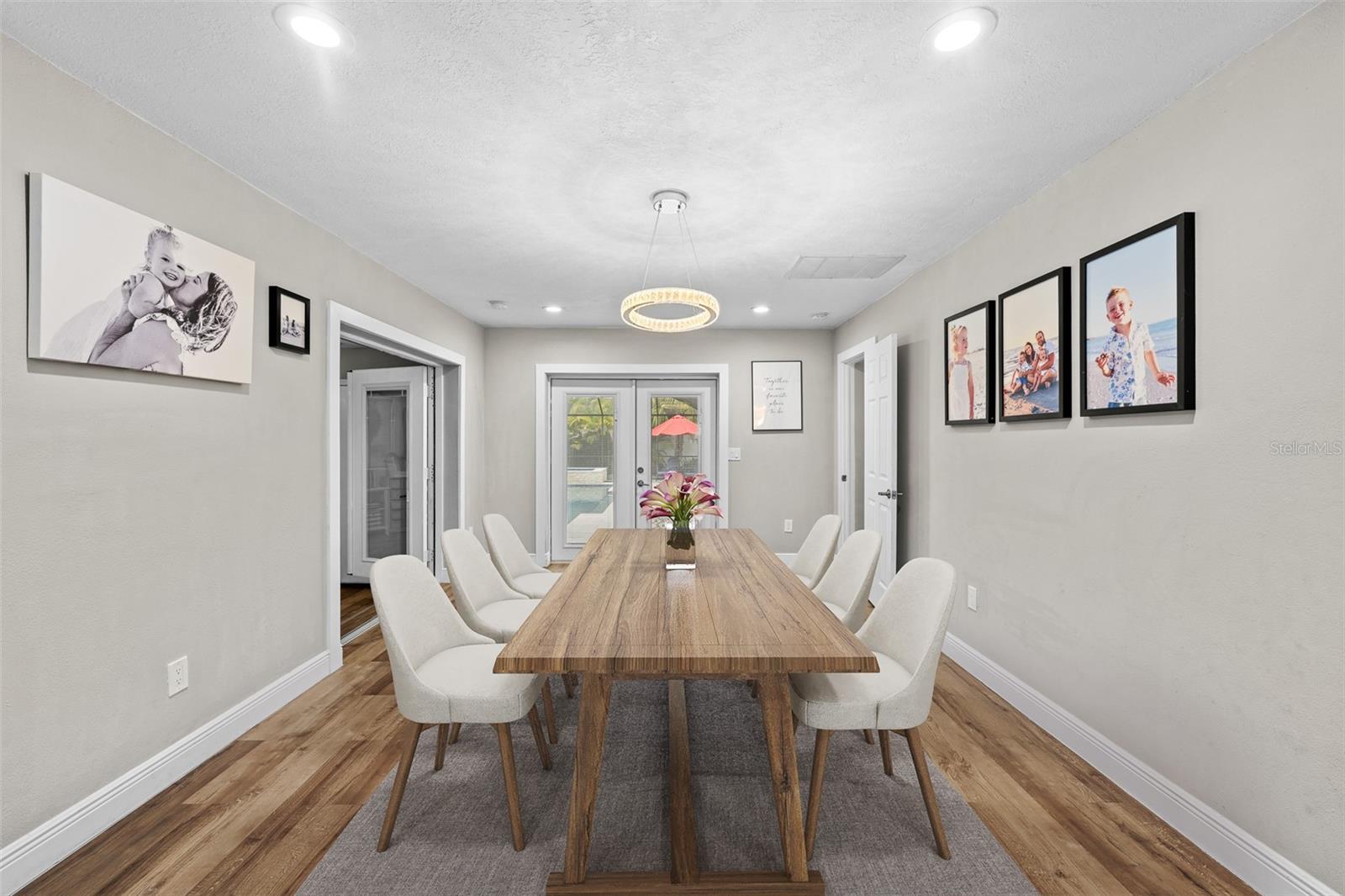 GANDY BLVD PARK - Residential