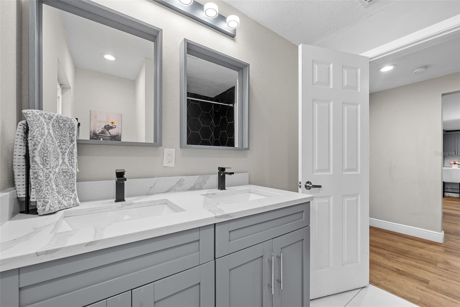 GANDY BLVD PARK - Residential