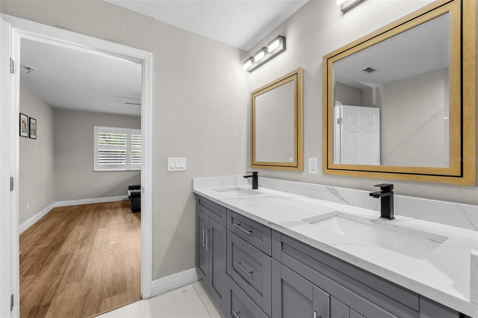 GANDY BLVD PARK - Residential