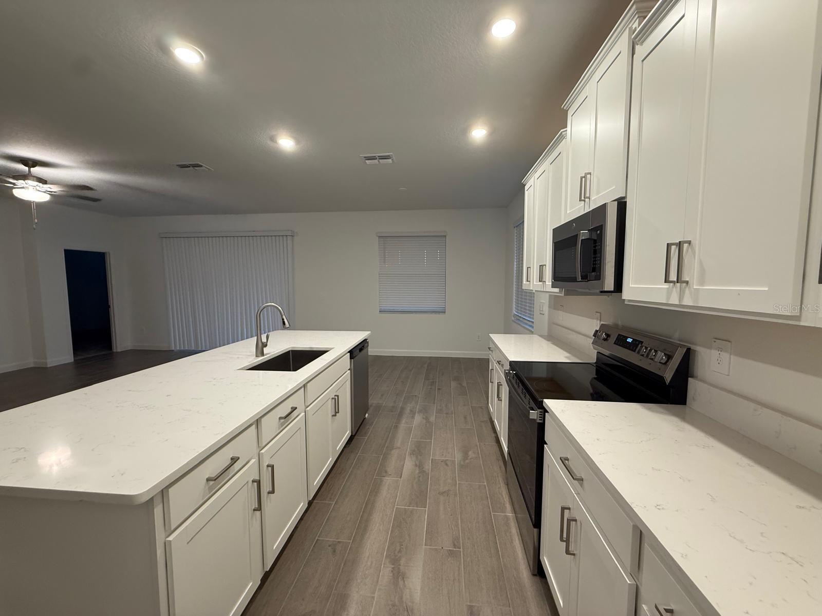 MIRADA - ACTIVE ADULT - Residential Lease