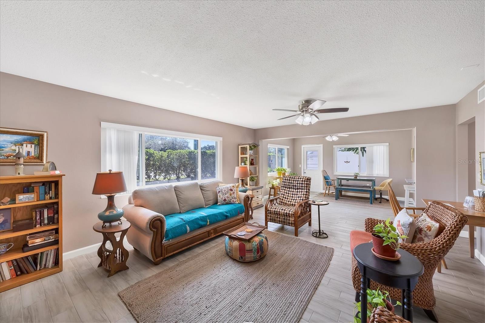 STRATHMORE VILLA SEC 09 - Residential