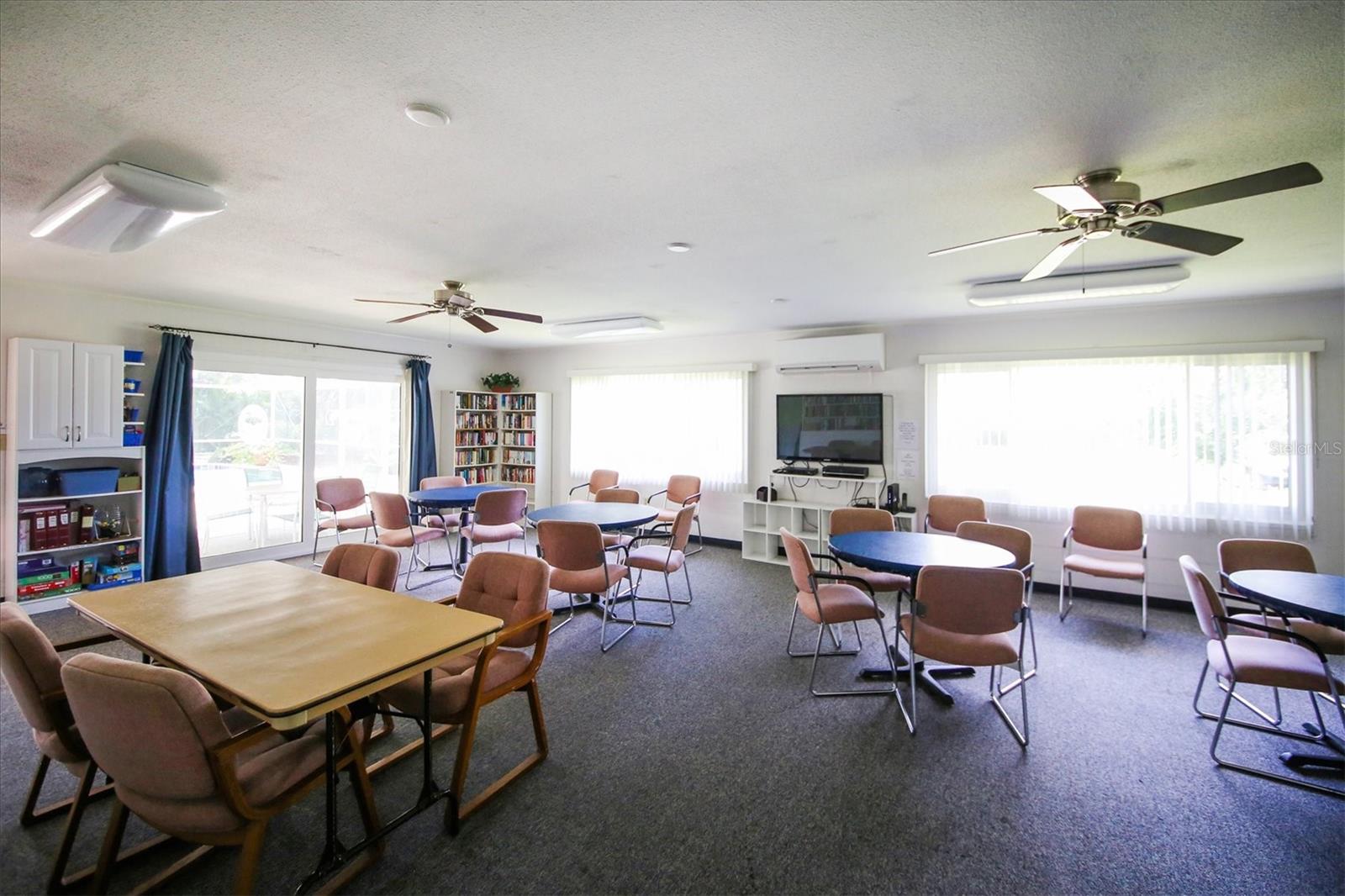 STRATHMORE VILLA SEC 09 - Residential