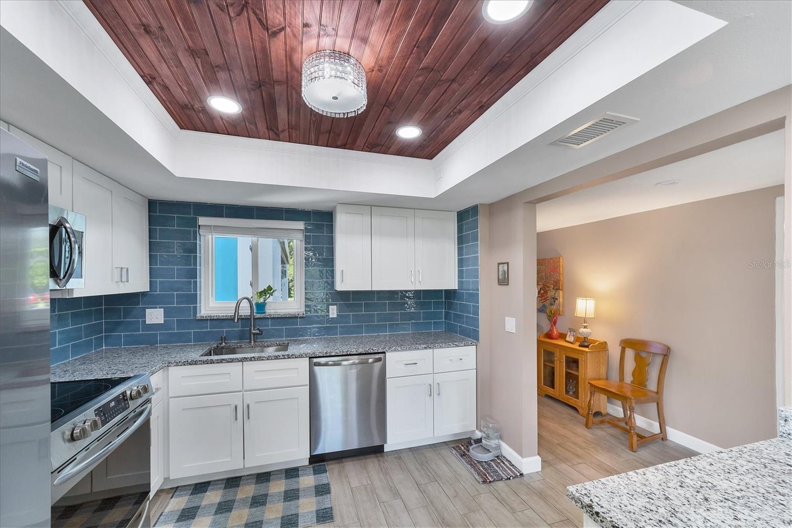 STRATHMORE VILLA SEC 09 - Residential