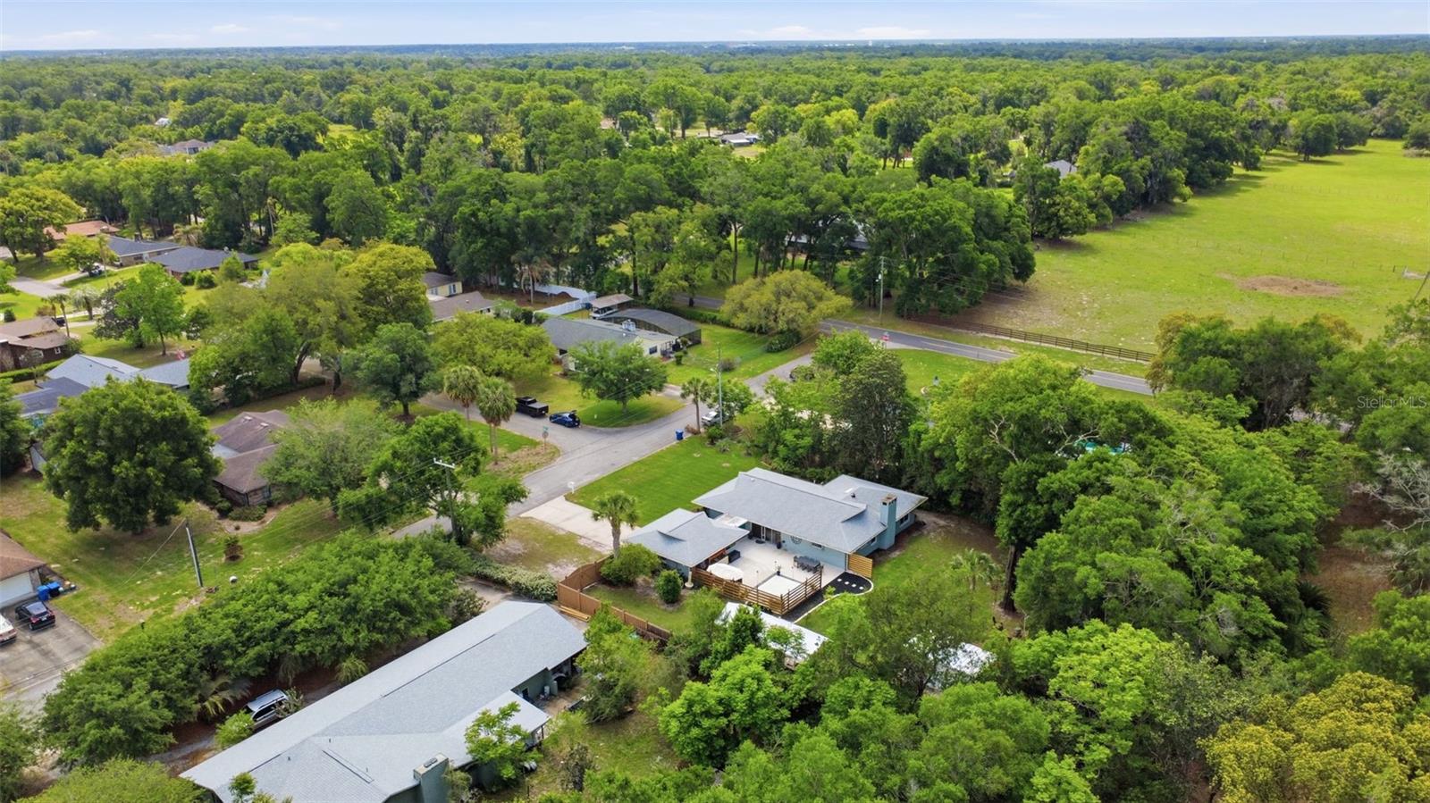 ROLLING ACRES ESTATES UNIT 02 - Residential