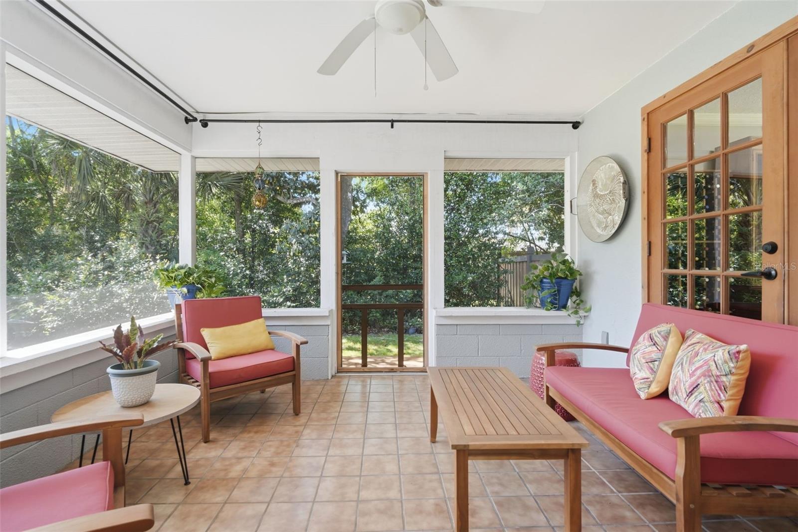 ROLLING ACRES ESTATES UNIT 02 - Residential