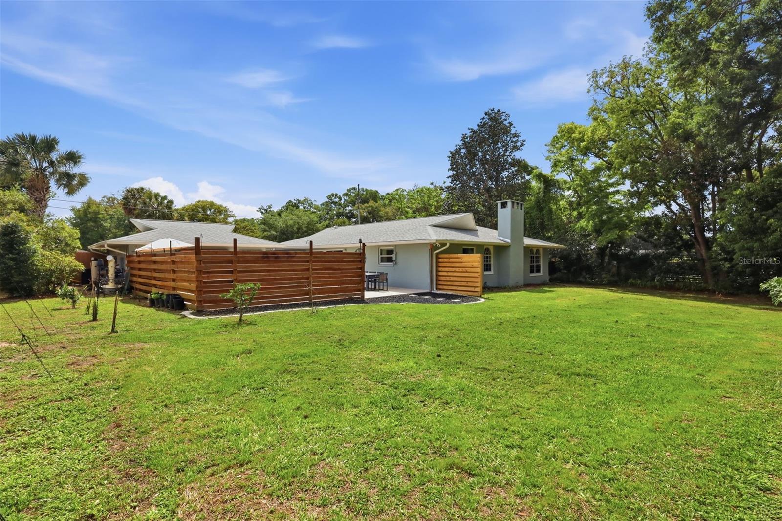 ROLLING ACRES ESTATES UNIT 02 - Residential