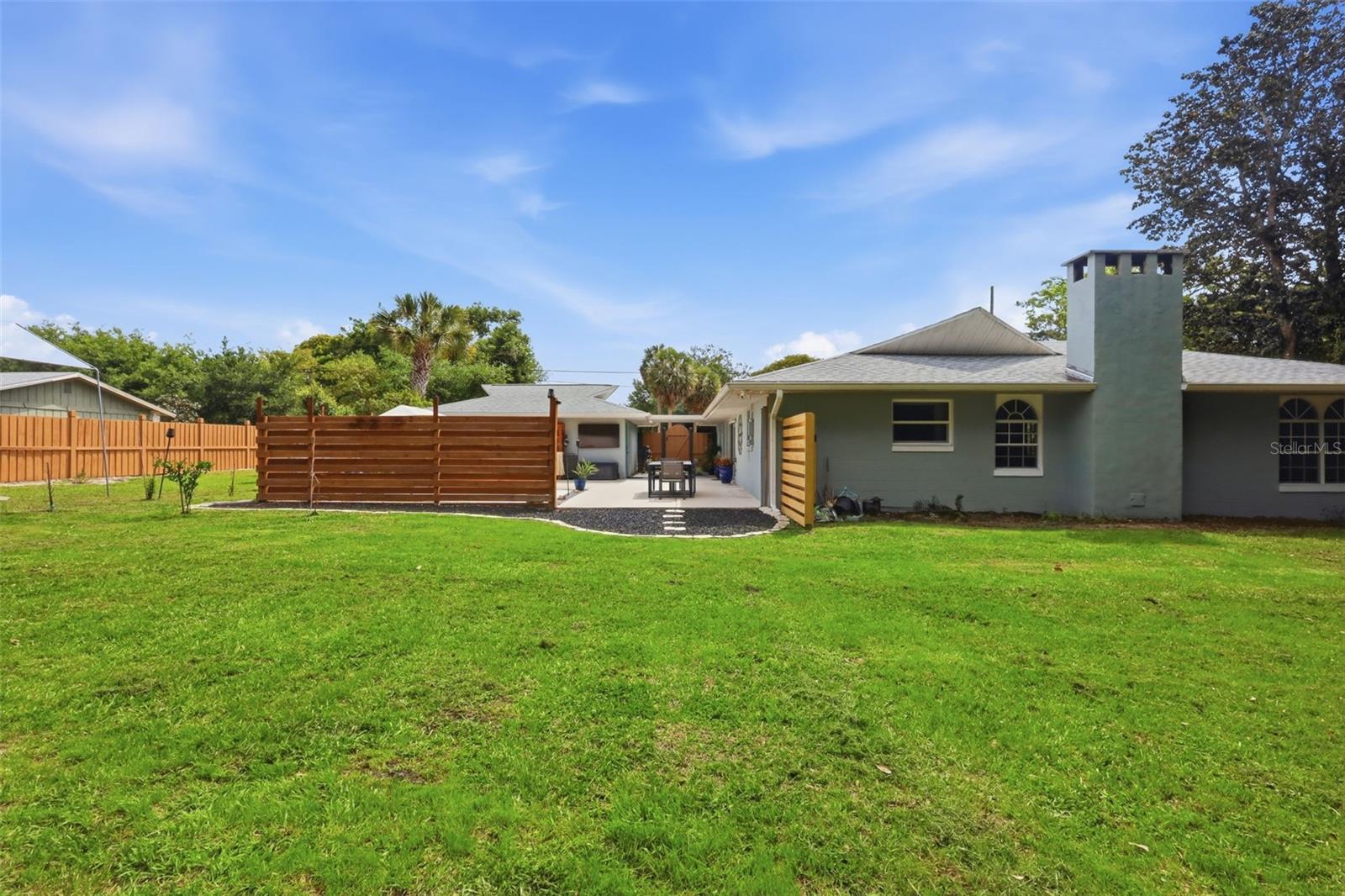 ROLLING ACRES ESTATES UNIT 02 - Residential