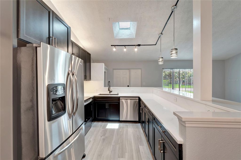 Photo of 6124 Dartmouth Drive, Bradenton, FL 34207 (MLS # A4658454)