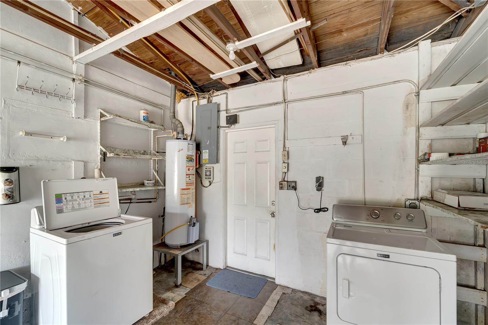 BAYSHORE GARDENS SEC 5 - Residential