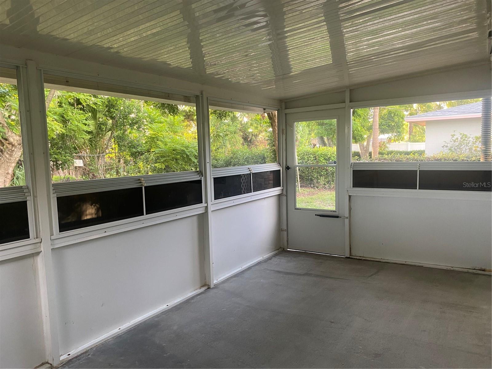 BAYSHORE GARDENS SEC 5 - Residential