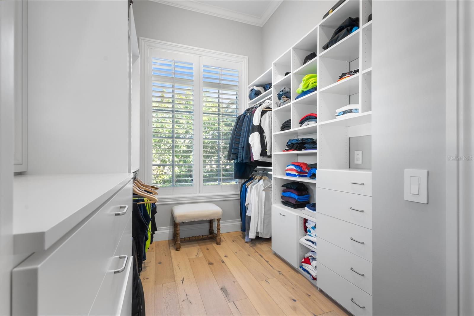 ISLEWORTH 01 AMD - Residential